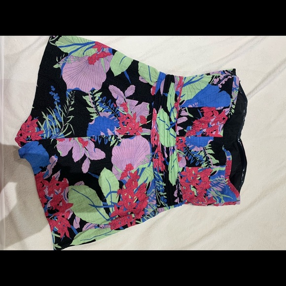 Kimchi Blue Floral Romper - Picture 2 of 7